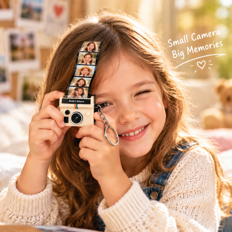 Custom Photo Camera Keychain for Kids – Mini Film Camera with 5–10 Photos