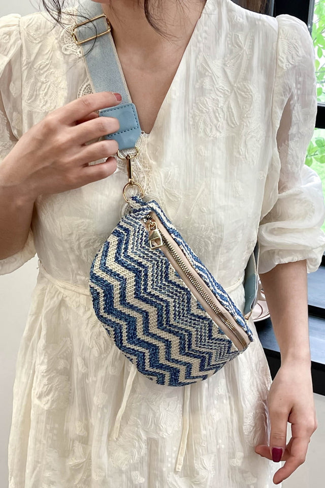 Baeful Chevron Straw Sling Bag